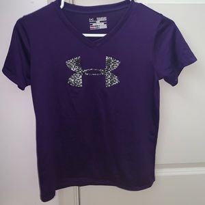 YOUTH MEDIUM underarmour T-shirt !